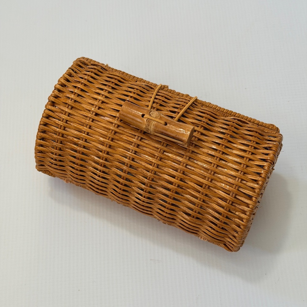 Lilly Pulitzer Rattan Clutch Handheld Boca Blue Sailabration